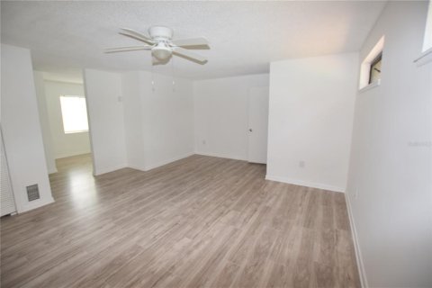 Adosado en alquiler en Leesburg, Florida, 2 dormitorios, 122.82 m2 № 1832674 - foto 20