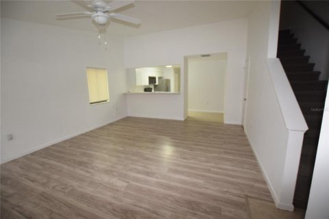 Adosado en alquiler en Leesburg, Florida, 2 dormitorios, 122.82 m2 № 1832674 - foto 7