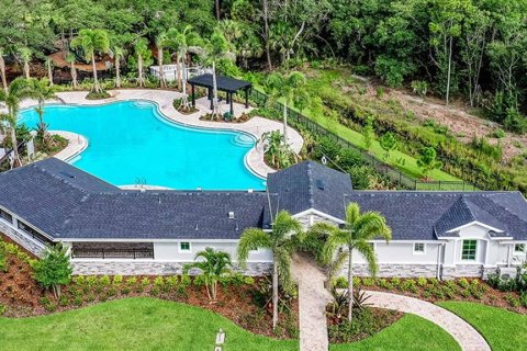 Townhouse in Sarasota, Florida 3 bedrooms, 168.43 sq.m. № 2142382 - photo 28