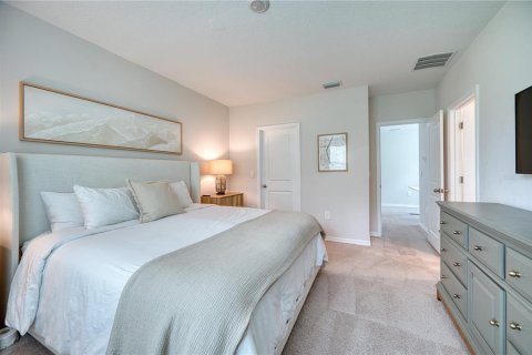 Townhouse in Sarasota, Florida 3 bedrooms, 168.43 sq.m. № 2142382 - photo 14