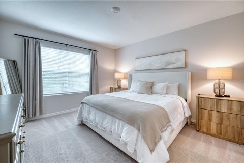 Townhouse in Sarasota, Florida 3 bedrooms, 168.43 sq.m. № 2142382 - photo 13