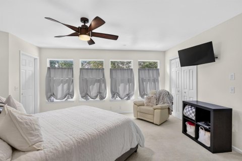 Townhouse in Port St. Lucie, Florida 2 bedrooms, 94.57 sq.m. № 2387215 - photo 19