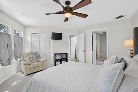 Townhouse in Port St. Lucie, Florida 2 bedrooms, 94.57 sq.m. № 2387215 - photo 22