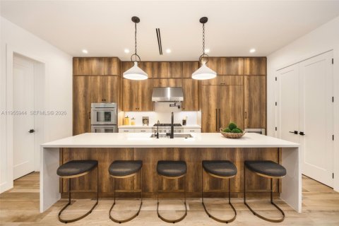 Adosado en venta en Miami, Florida, 4 dormitorios, 266.16 m2 № 2011581 - foto 14