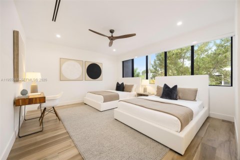 Adosado en venta en Miami, Florida, 4 dormitorios, 266.16 m2 № 2011581 - foto 24