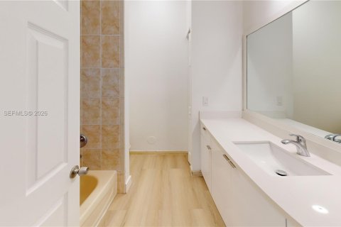 Copropriété à vendre à Homestead, Floride: 3 chambres, 110.93 m2 № 2090131 - photo 18