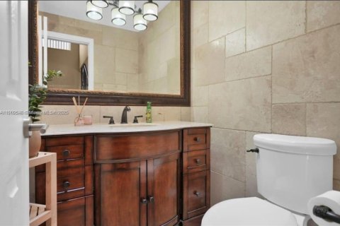 Villa ou maison à vendre à Miami, Floride: 3 chambres, 165.37 m2 № 1956029 - photo 7