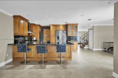 Villa ou maison à vendre à Miami, Floride: 3 chambres, 165.37 m2 № 1956029 - photo 10