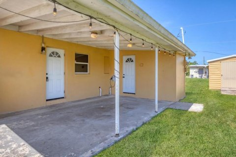Villa ou maison à vendre à Port Charlotte, Floride: 3 chambres, 86.12 m2 № 1826696 - photo 30