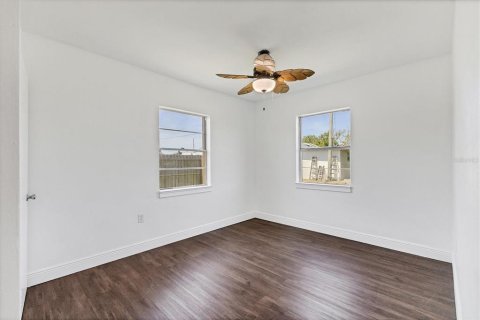 Villa ou maison à vendre à Port Charlotte, Floride: 3 chambres, 86.12 m2 № 1826696 - photo 27