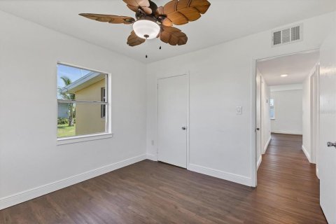 Villa ou maison à vendre à Port Charlotte, Floride: 3 chambres, 86.12 m2 № 1826696 - photo 26