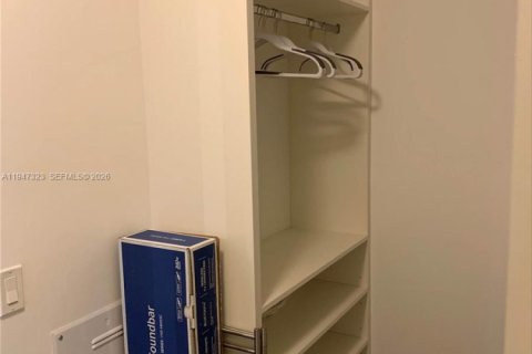 Condominio en venta en North Miami Beach, Florida, 2 dormitorios, 104.33 m2 № 2089011 - foto 10