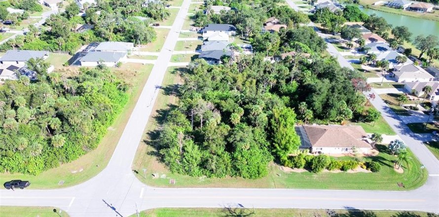 Land in Rotonda, Florida № 2162474