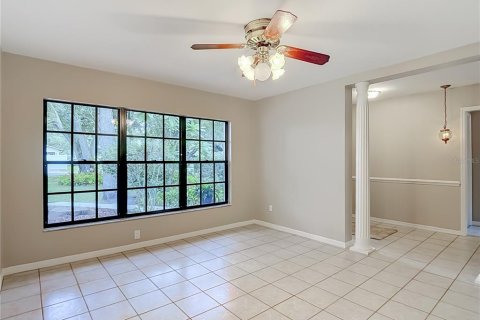 Villa ou maison à vendre à Tampa, Floride: 3 chambres, 176.98 m2 № 2279898 - photo 18