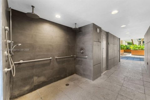 Copropriété à vendre à Miami, Floride: 2 chambres, 101.08 m2 № 1998680 - photo 28