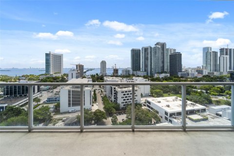 Copropriété à vendre à Miami, Floride: 2 chambres, 101.08 m2 № 1998680 - photo 11