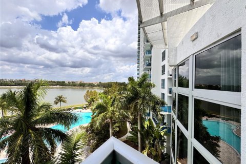 Condominio en alquiler en Sunrise, Florida, 3 dormitorios, 143.63 m2 № 1712039 - foto 6