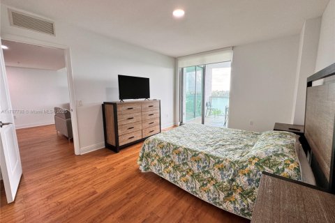 Condominio en alquiler en Sunrise, Florida, 3 dormitorios, 143.63 m2 № 1712039 - foto 16