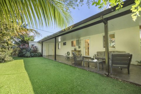 Casa en venta en North Miami Beach, Florida, 2 dormitorios, 97.55 m2 № 2000708 - foto 29
