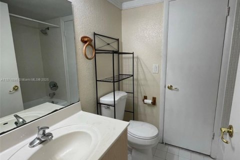 Copropriété à louer à Sunrise, Floride: 2 chambres, 87.7 m2 № 2017028 - photo 7