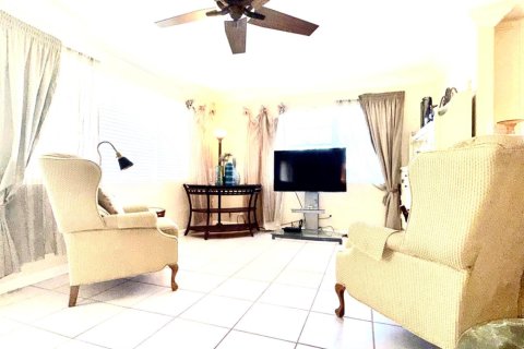 Copropriété à louer à Deerfield Beach, Floride: 1 chambre, 65.03 m2 № 2250613 - photo 7