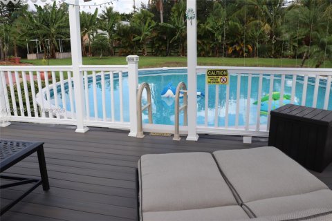 Villa ou maison à vendre à Southwest Ranches, Floride: 6 chambres, 338.44 m2 № 2064387 - photo 26