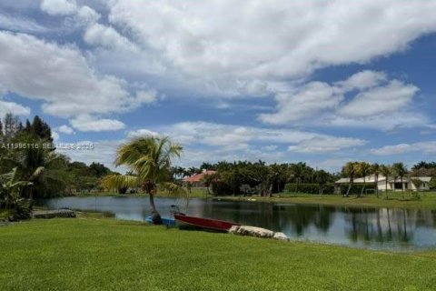 Villa ou maison à vendre à Southwest Ranches, Floride: 6 chambres, 338.44 m2 № 2064387 - photo 5
