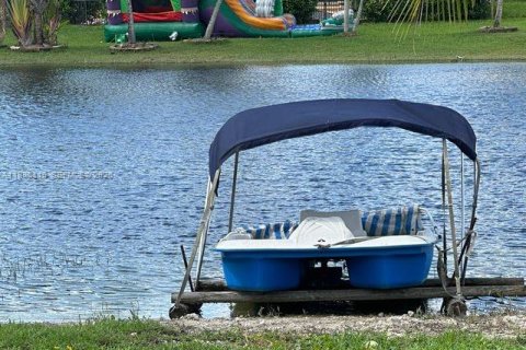 Villa ou maison à vendre à Southwest Ranches, Floride: 6 chambres, 338.44 m2 № 2064387 - photo 25