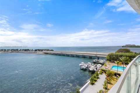 Снять в аренду квартиру в Майами, Флорида 3 спальни, № 2063076 - фото 18