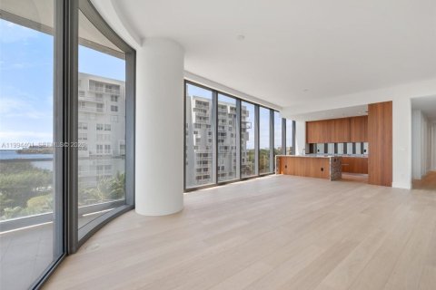 Снять в аренду квартиру в Майами, Флорида 3 спальни, № 2063076 - фото 9