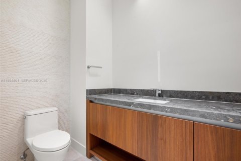 Снять в аренду квартиру в Майами, Флорида 3 спальни, № 2063076 - фото 27