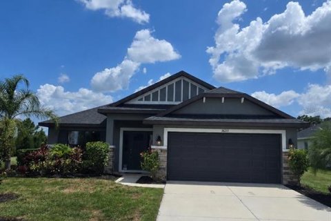 House in Parrish, Florida 4 bedrooms, 204.38 sq.m. № 2208307