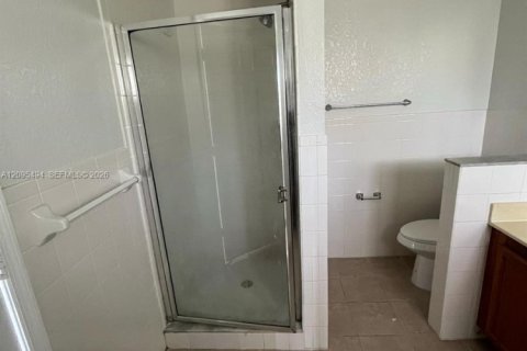 Touwnhouse à louer à Homestead, Floride: 3 chambres, 155.61 m2 № 2390089 - photo 9