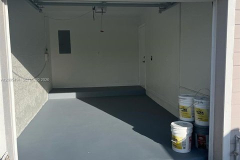 Touwnhouse à louer à Homestead, Floride: 3 chambres, 155.61 m2 № 2390089 - photo 14