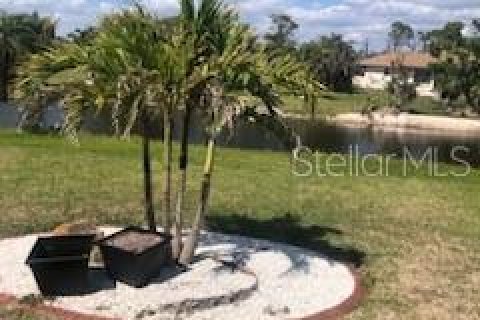 House in Rotonda, Florida 2 bedrooms, 128.95 sq.m. № 1735307 - photo 7
