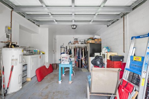 Купить виллу или дом в Санрайз, Флорида 4 спальни, 142.05м2, № 2042920 - фото 21