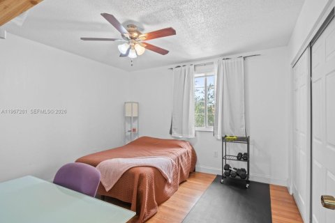 Купить виллу или дом в Санрайз, Флорида 4 спальни, 142.05м2, № 2042920 - фото 10