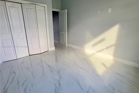 Купить виллу или дом в Лихай-Эйкерс, Флорида 3 спальни, № 1991579 - фото 15