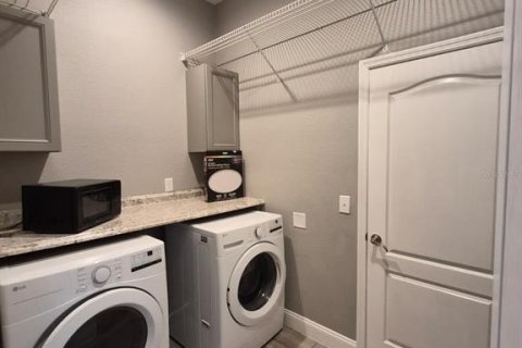 Villa ou maison à louer à Orlando, Floride: 3 chambres, 177.44 m2 № 2403496 - photo 18
