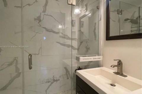 Casa en venta en Miami, Florida, 2 dormitorios, 79.71 m2 № 1787094 - foto 10