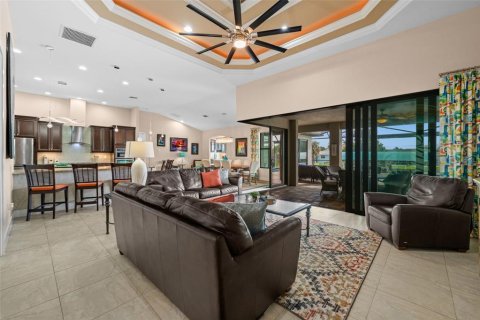 Villa ou maison à vendre à Cape Coral, Floride: 4 chambres, 267.84 m2 № 2434461 - photo 7