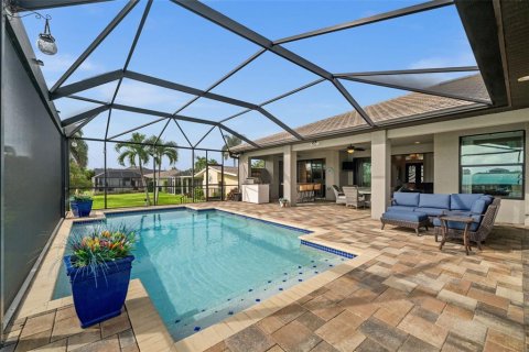 Villa ou maison à vendre à Cape Coral, Floride: 4 chambres, 267.84 m2 № 2434461 - photo 3