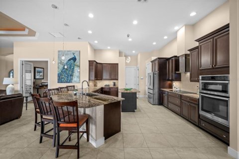 Villa ou maison à vendre à Cape Coral, Floride: 4 chambres, 267.84 m2 № 2434461 - photo 9
