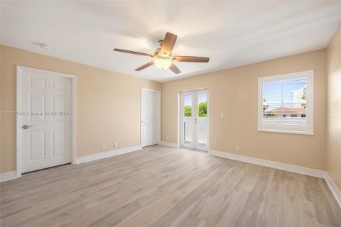Copropriété à vendre à Pompano Beach, Floride: 3 chambres, 232.44 m2 № 1891208 - photo 24