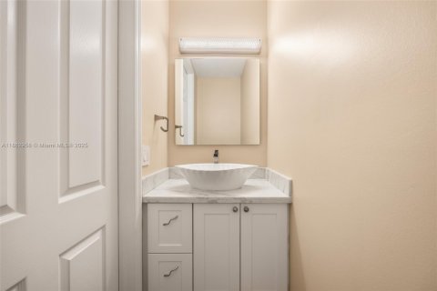 Copropriété à vendre à Pompano Beach, Floride: 3 chambres, 232.44 m2 № 1891208 - photo 9
