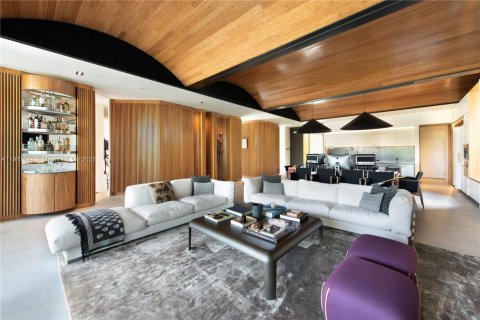 Casa en venta en Miami Beach, Florida, 3 dormitorios, 271.46 m2 № 1972302 - foto 23