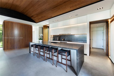 Casa en venta en Miami Beach, Florida, 3 dormitorios, 271.46 m2 № 1972302 - foto 25