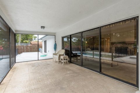 Casa en venta en Palm Harbor, Florida, 3 dormitorios, 197.7 m2 № 1853483 - foto 25