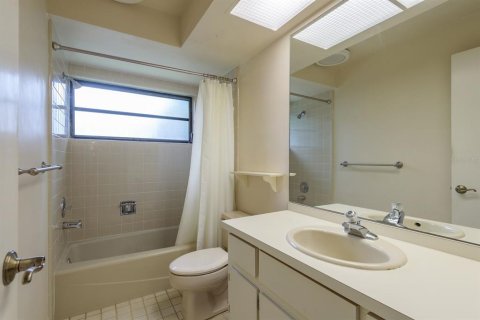 Casa en venta en Palm Harbor, Florida, 3 dormitorios, 197.7 m2 № 1853483 - foto 21