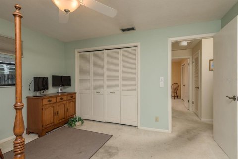 Casa en venta en Palm Harbor, Florida, 3 dormitorios, 197.7 m2 № 1853483 - foto 20